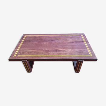 Guyanne, Superb massive coffee table in Amarante wood, LOCAL ARTISANAL MANUFACTURE