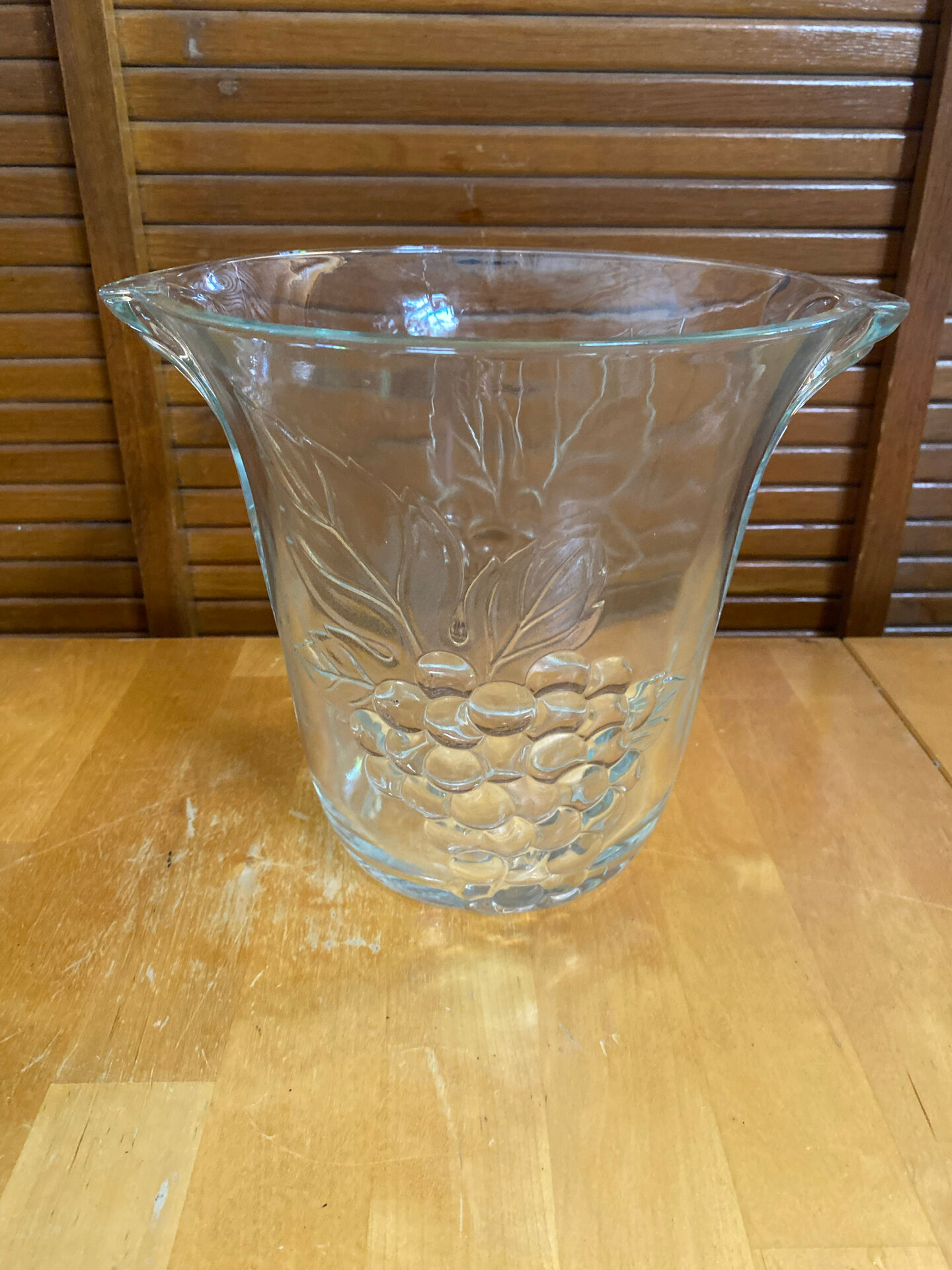 Champagne bucket chiller crescendo glass mould decor grape wine