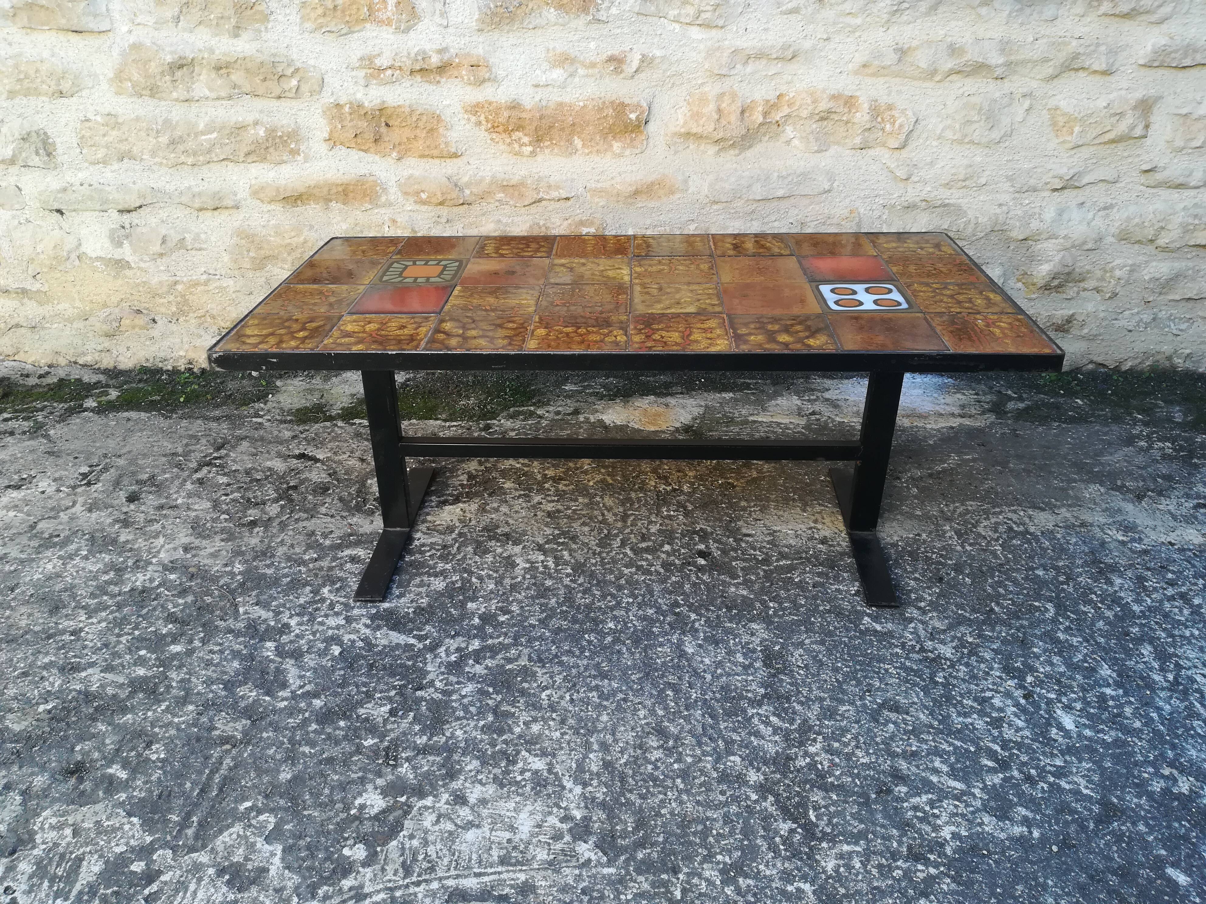 Ceramic coffee table