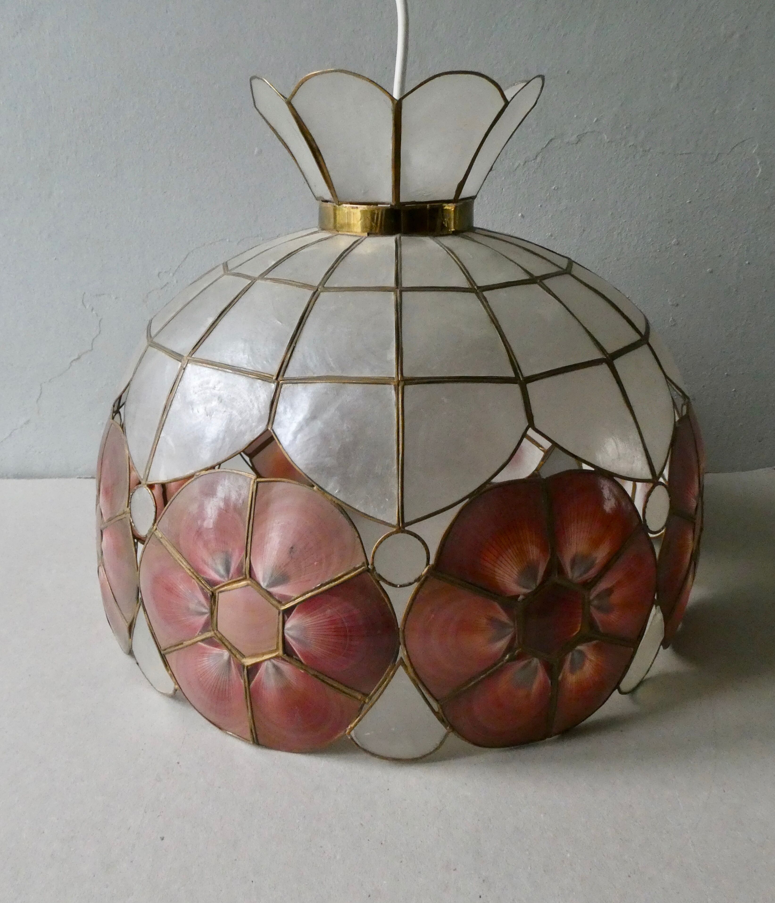 Mother-of-pearl chandelier, seashells and brass from the 60s