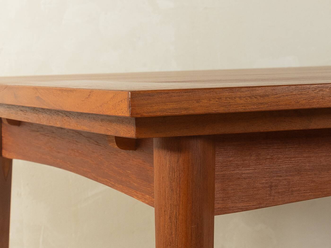 Elegant mid-century dining table with extension function, 1960s, teak veneer