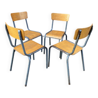 4 chaises d'école Vintage