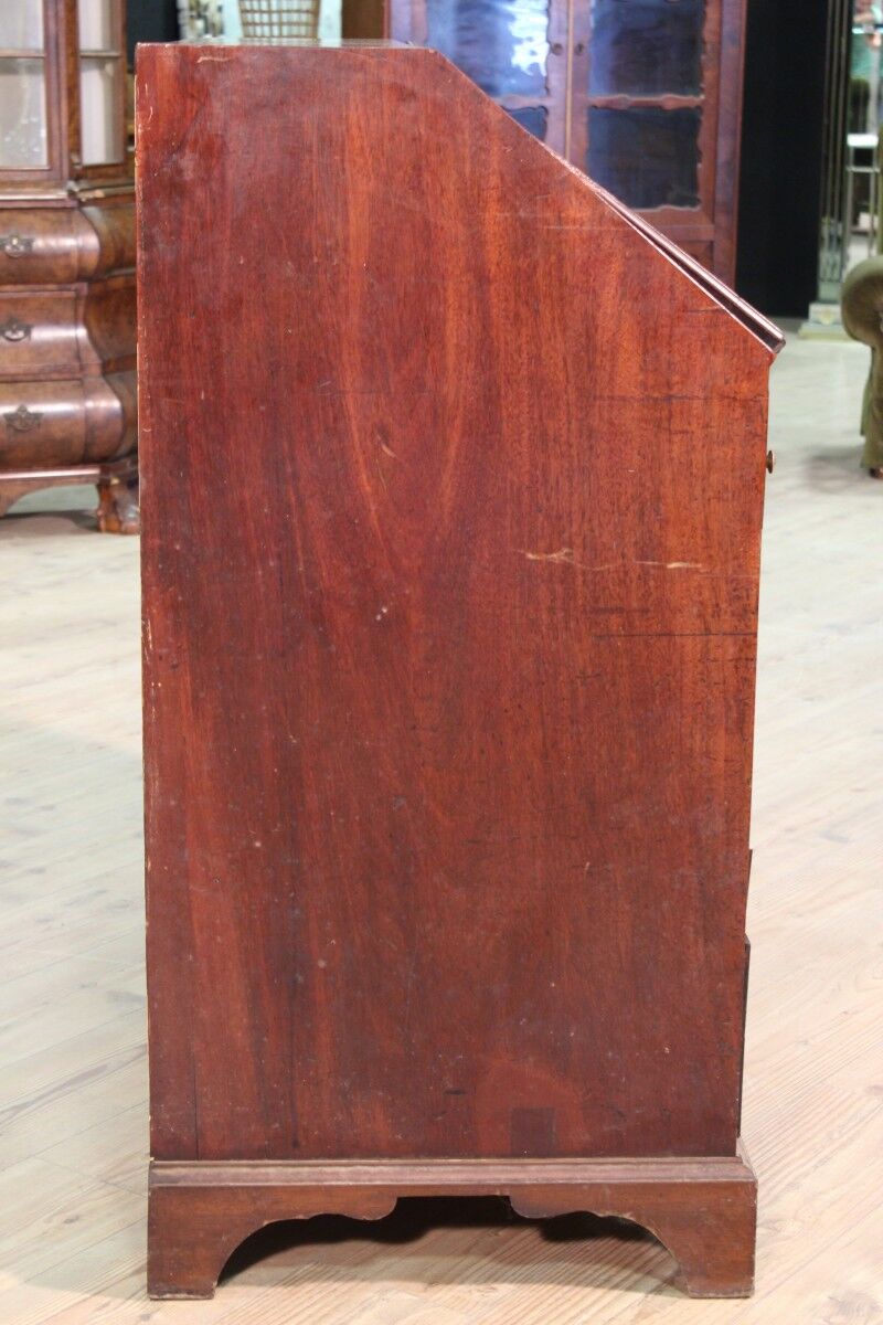 Chest of drawers mahogany, 19th century