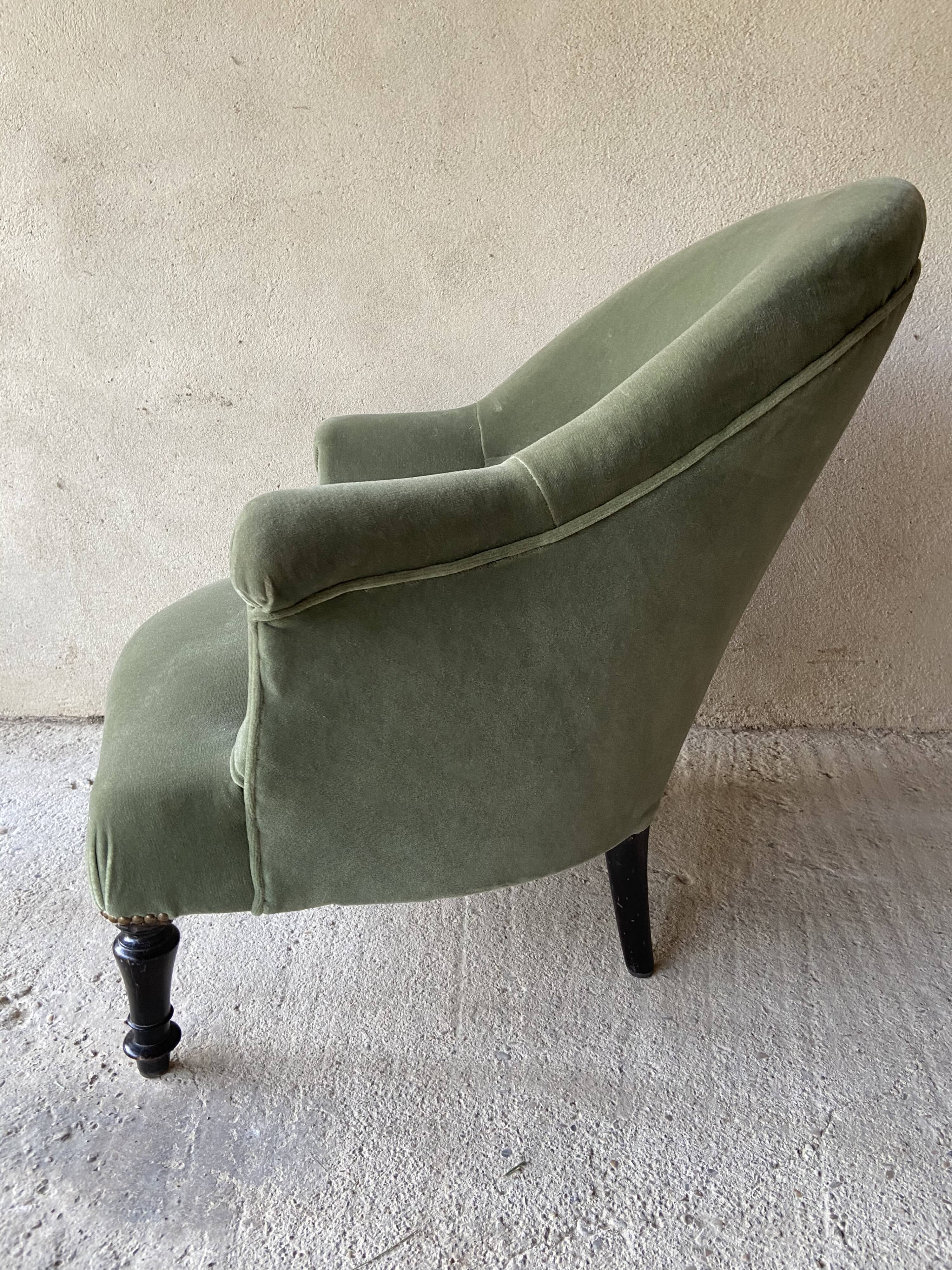 Vintage toad chair 1900