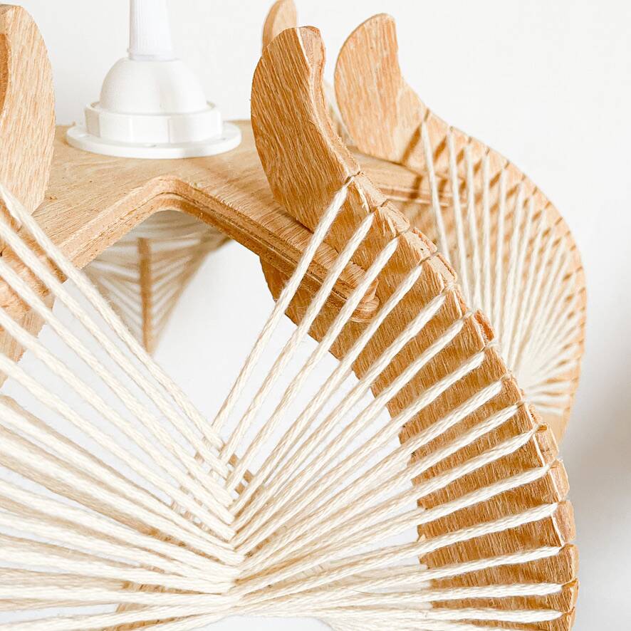 Suspension vintage en fil et bois
