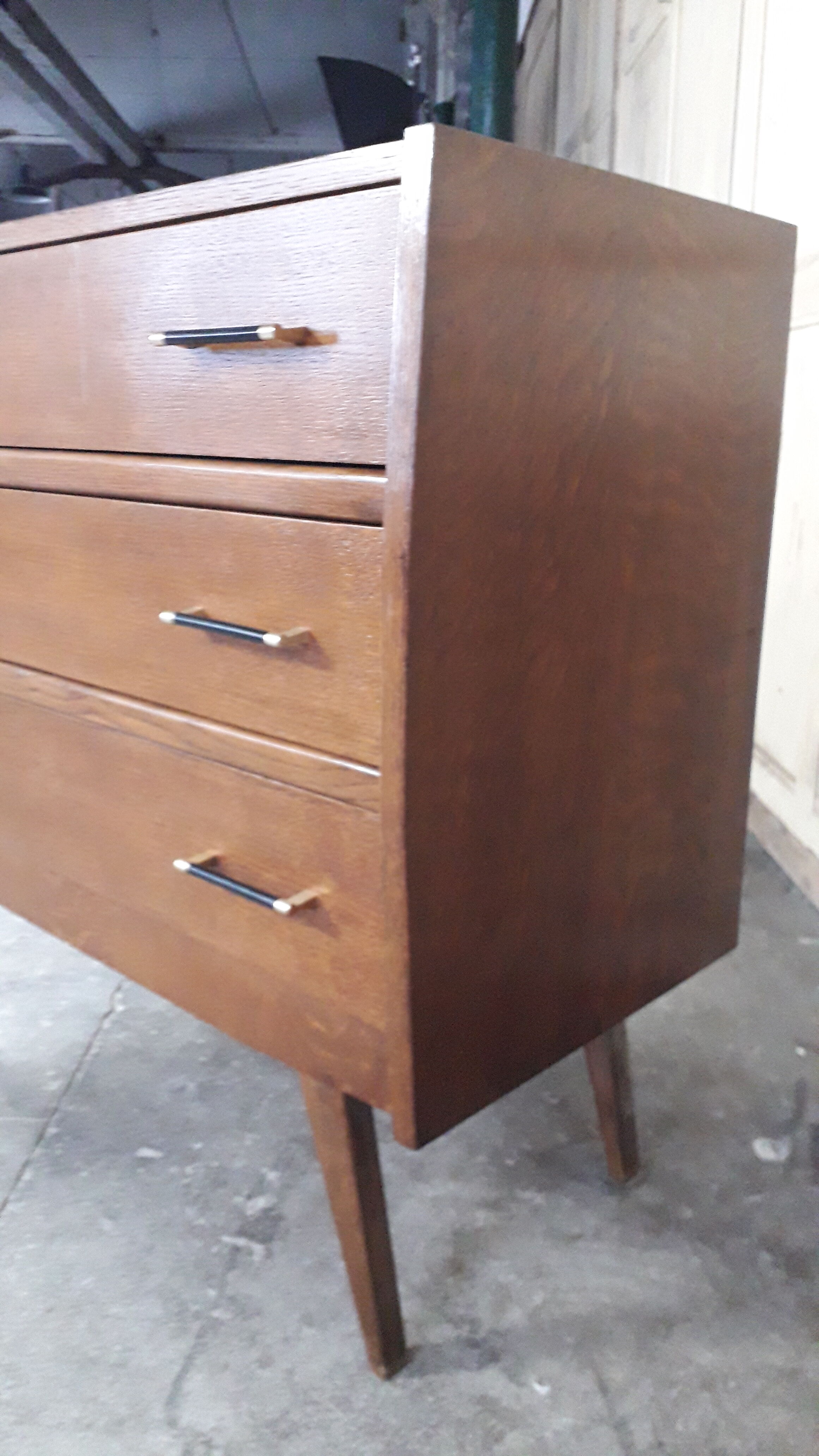Commode vintage pieds sabres 1950
