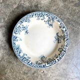 Round and hollow dish Boulenger & Cie in white and blue enamelled iron earth, "Wild rose" service