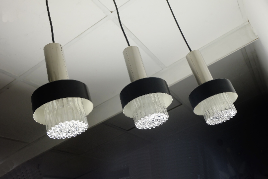 Mid century modern 3-light pendant lamp glass and chrome and black metal 1960s