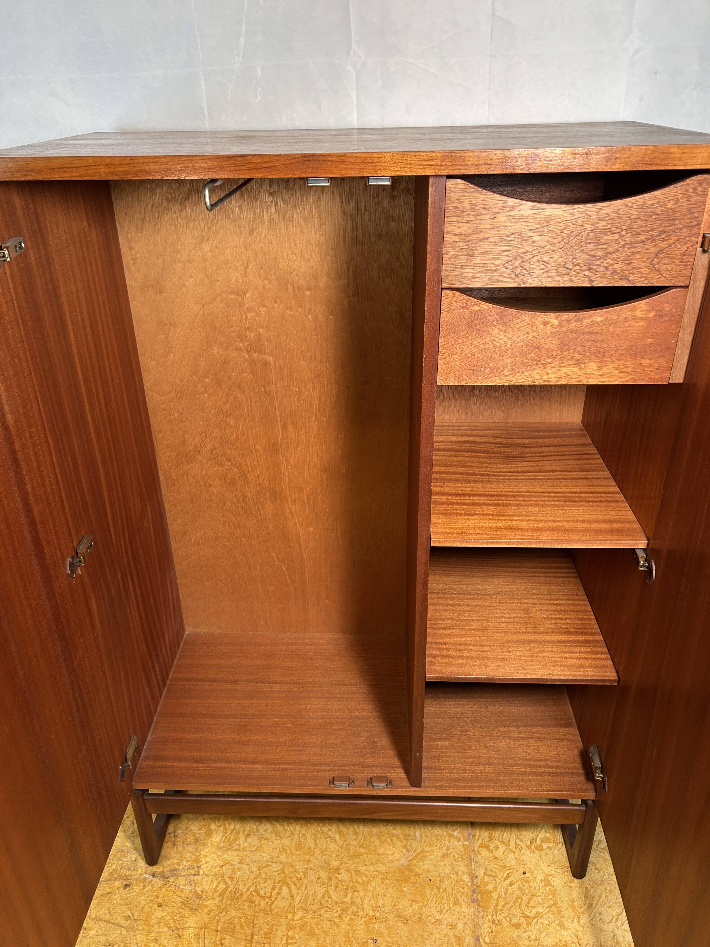 Mid-Century Retro Vintage Teak Batchelor Wardrobe G Plan – 1960 Quadrille