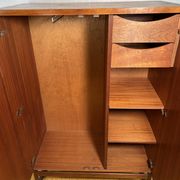 Mid-Century Retro Vintage Teak Batchelor Wardrobe G Plan – 1960 Quadrille