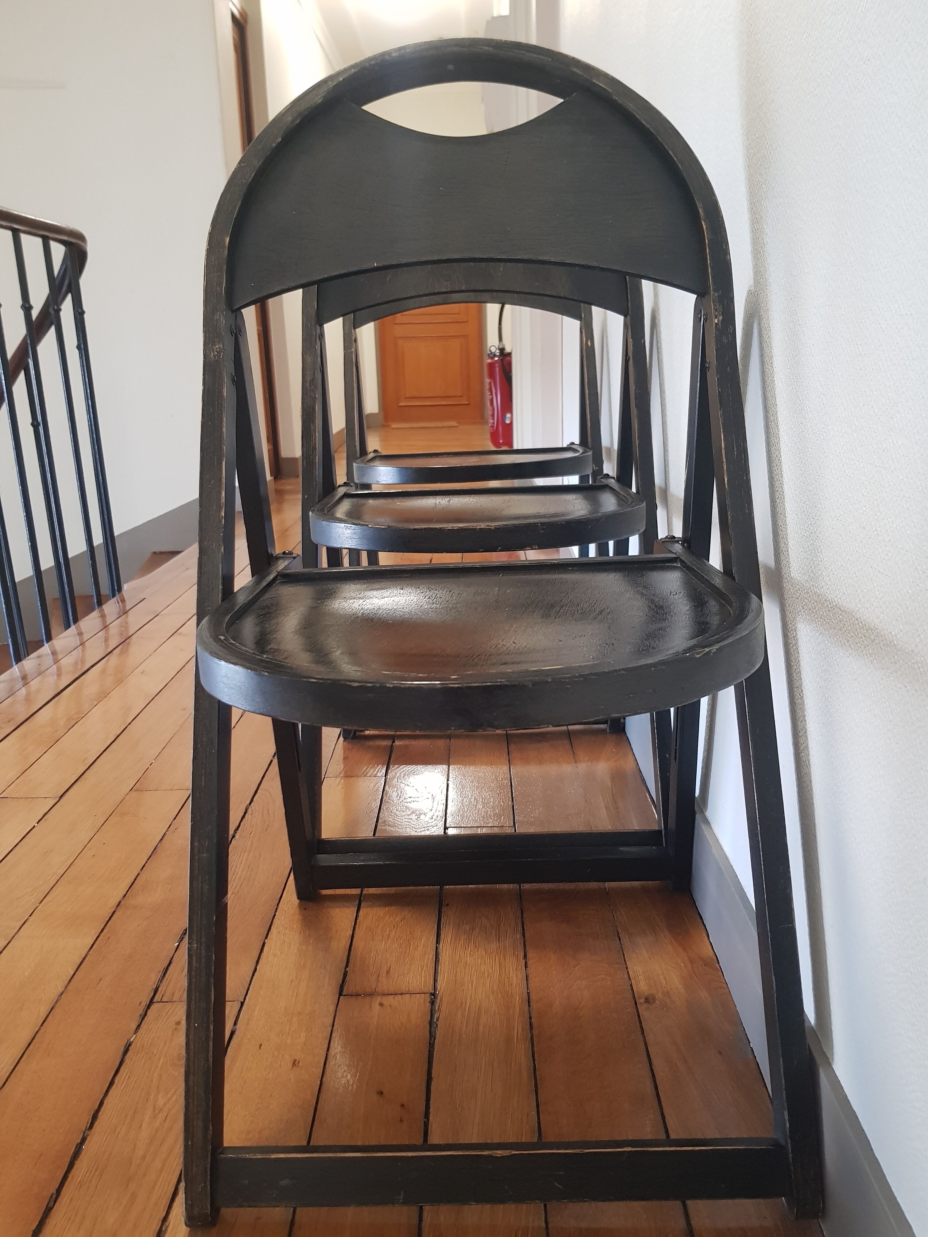 Lot of 3 folding chairs tunaet b751