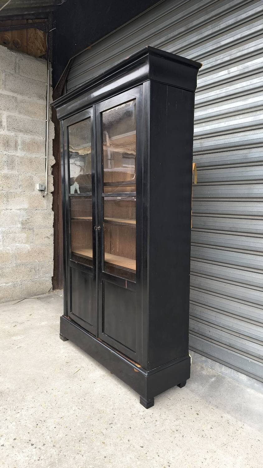 Lacquered oak bookcase 1860
