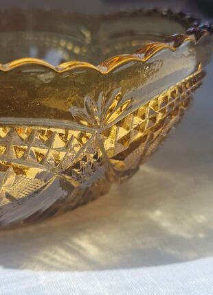Vintage pressed glass salad bowl amber Belgium - Art Deco style