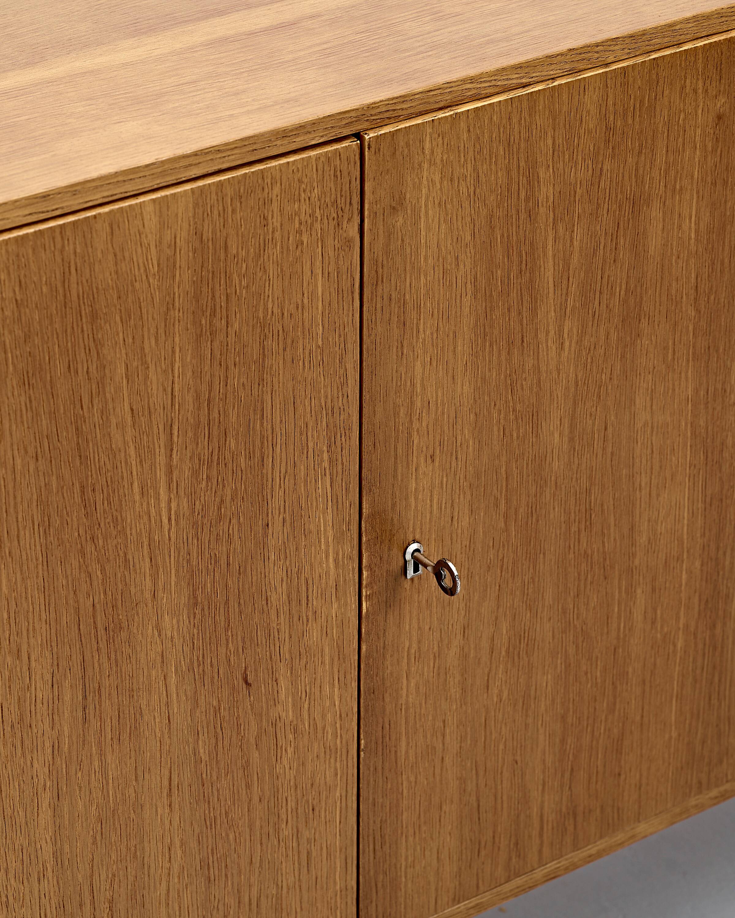 Model U-460 Sideboard in Oak by Jiří Jiroutek for Interier Praha, 1965