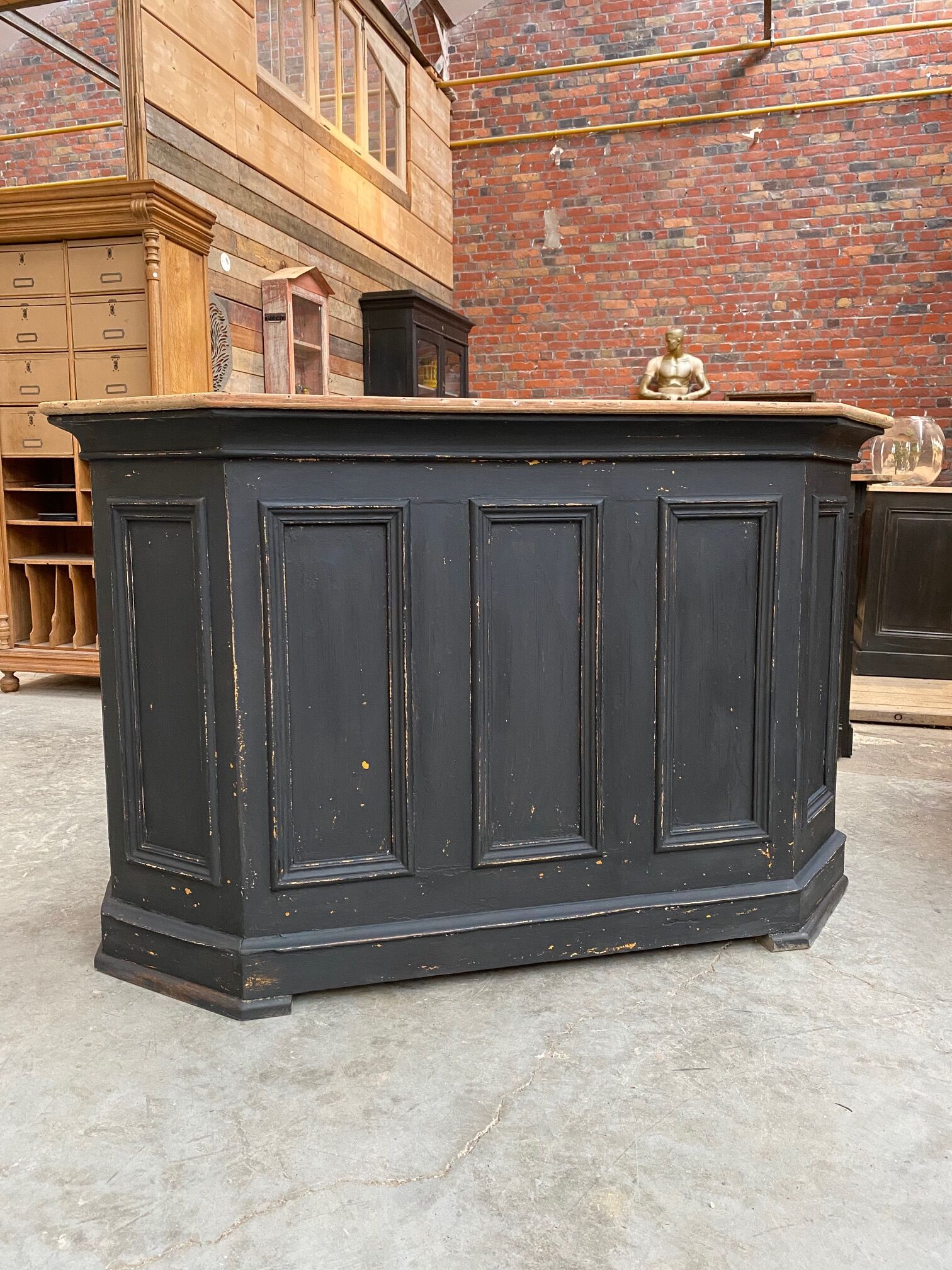 Counter / bar early XXth