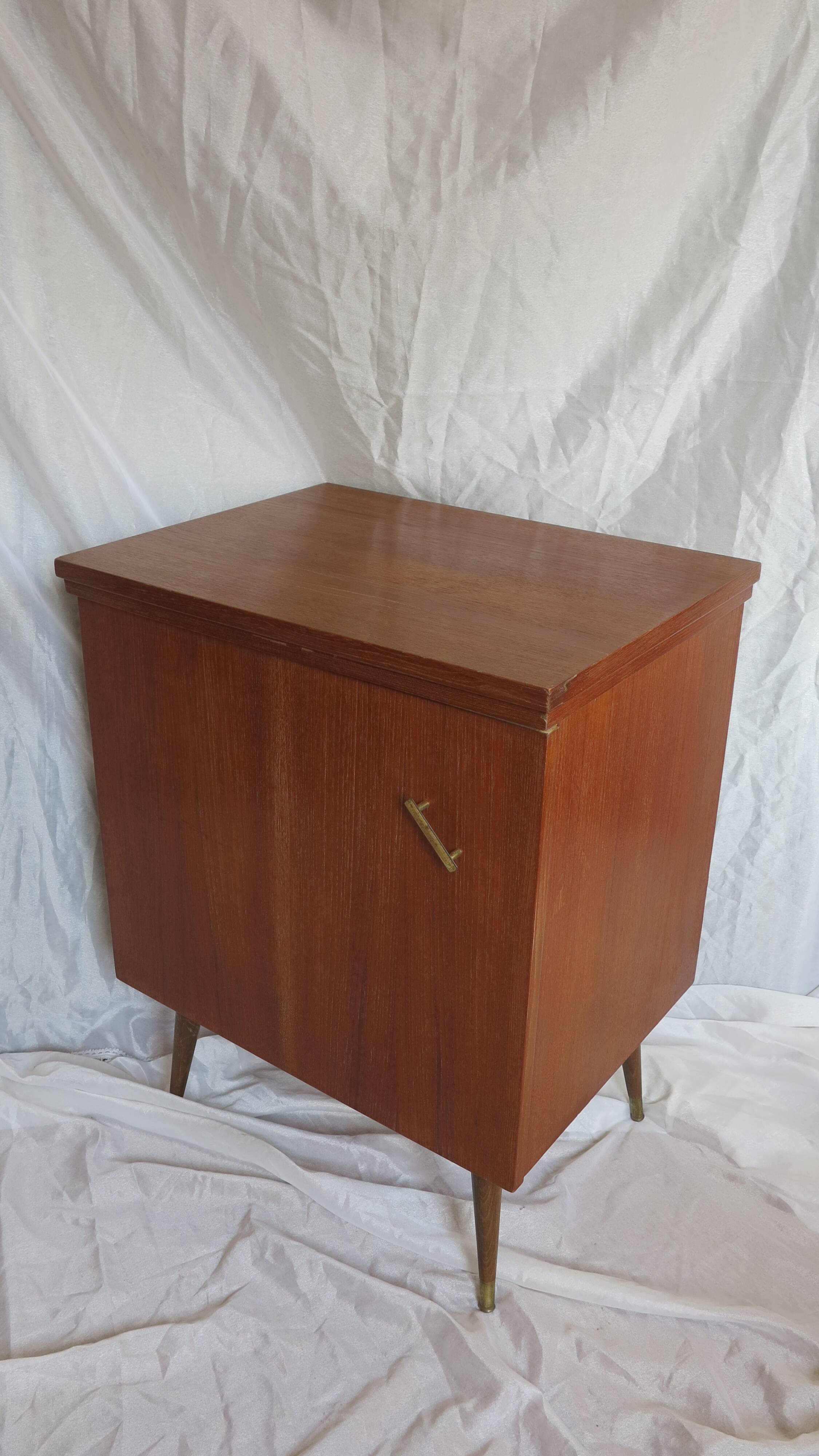 petit buffet 1 porte années 60