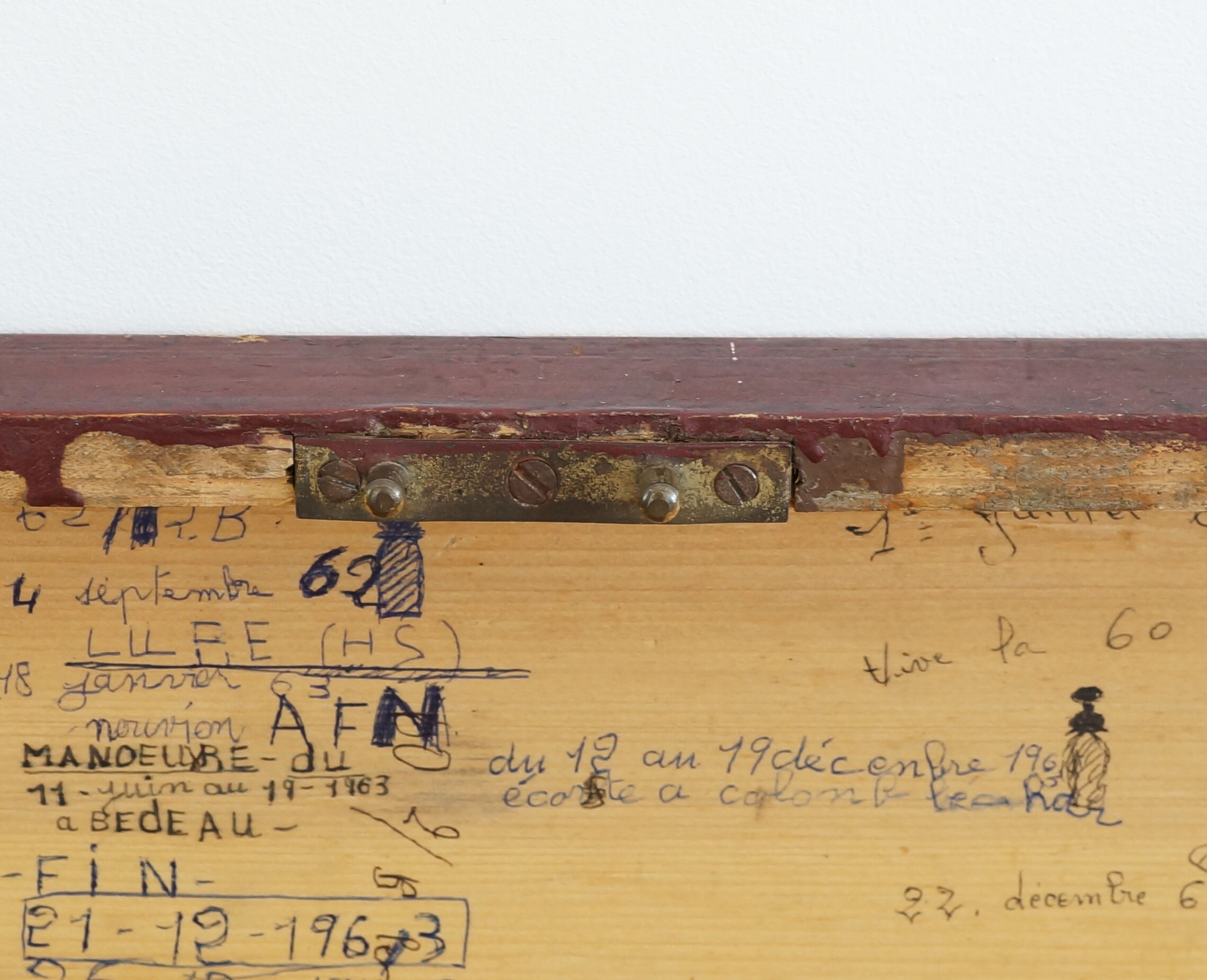 Former military service trunk