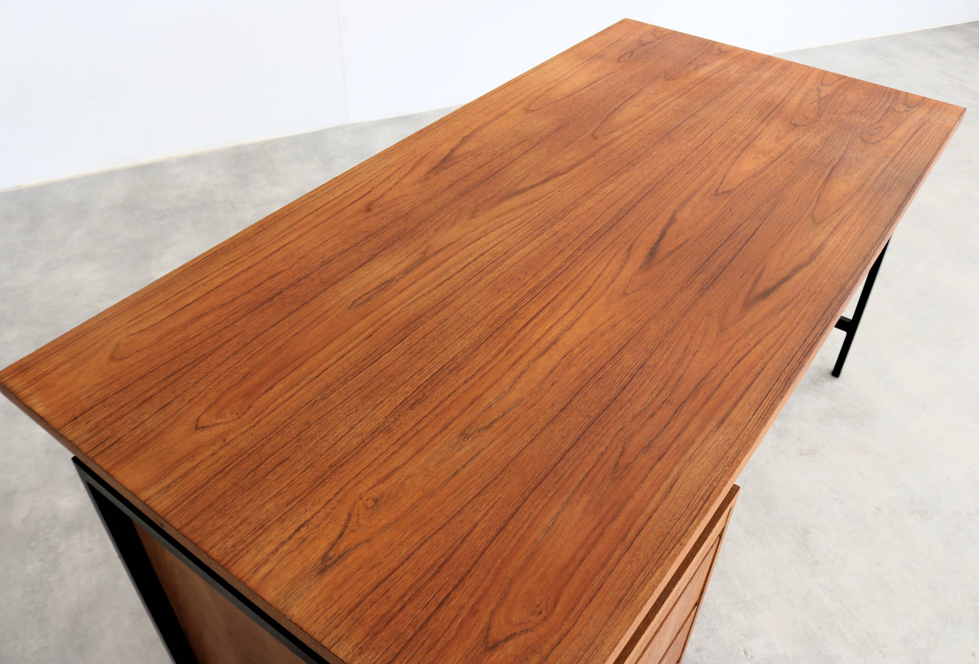 Bureau vintage | teck | métal | années 1960