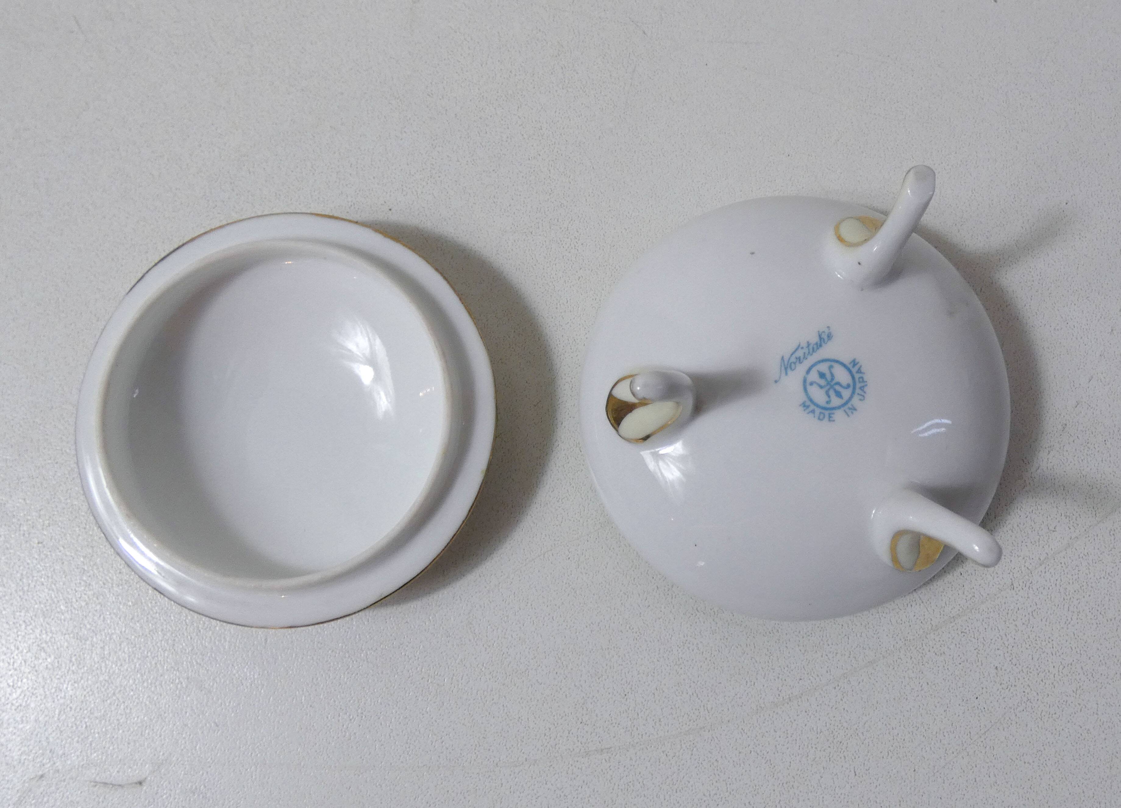 Japanese porcelain candy box Vintage Noritaké