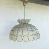 Mother-of-pearl suspension