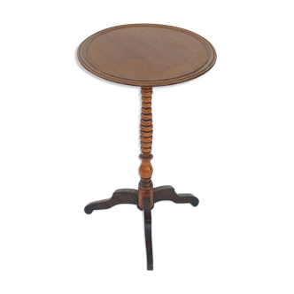 Tripod side table