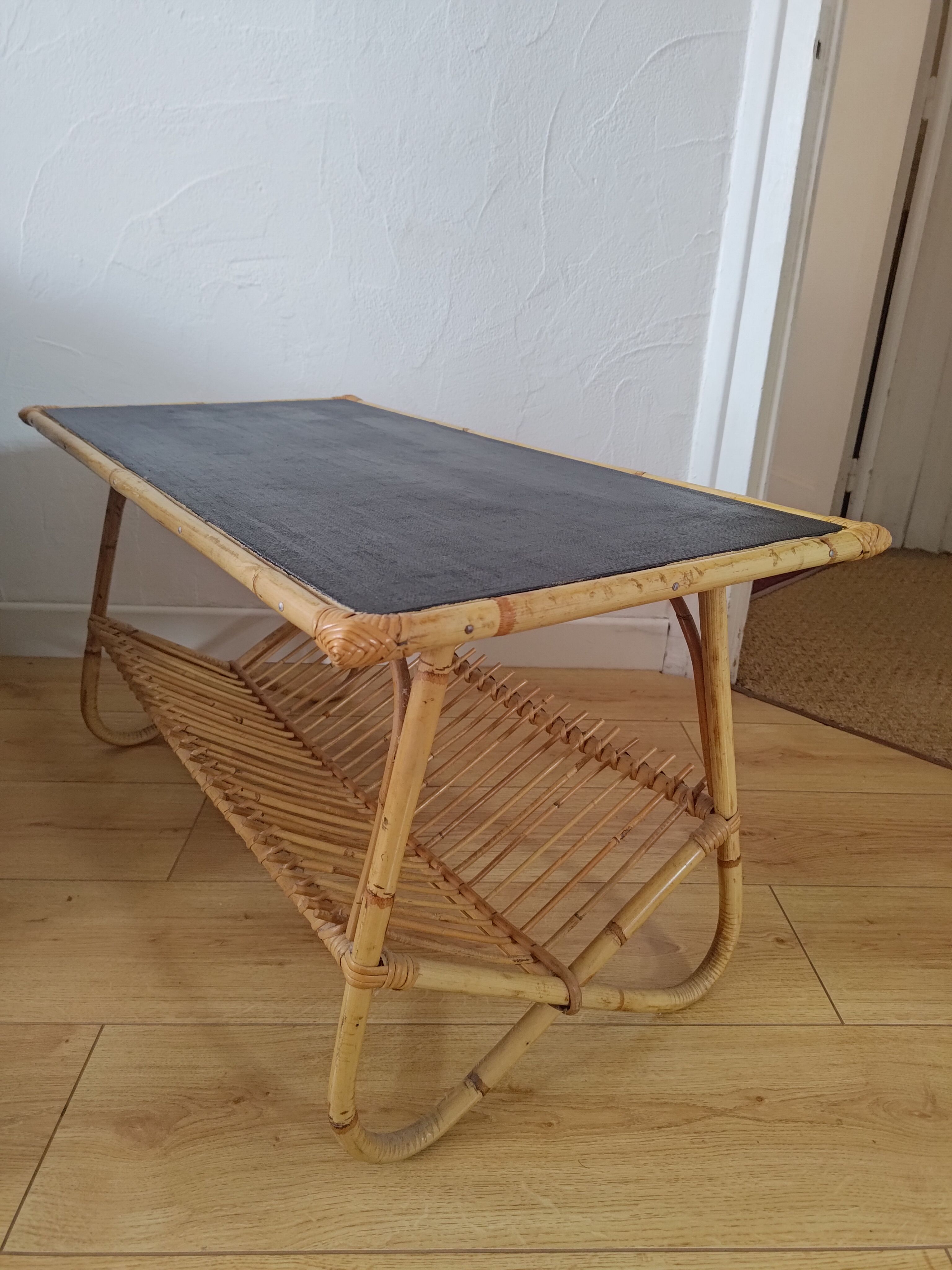 rattan coffee table 50s-60s
