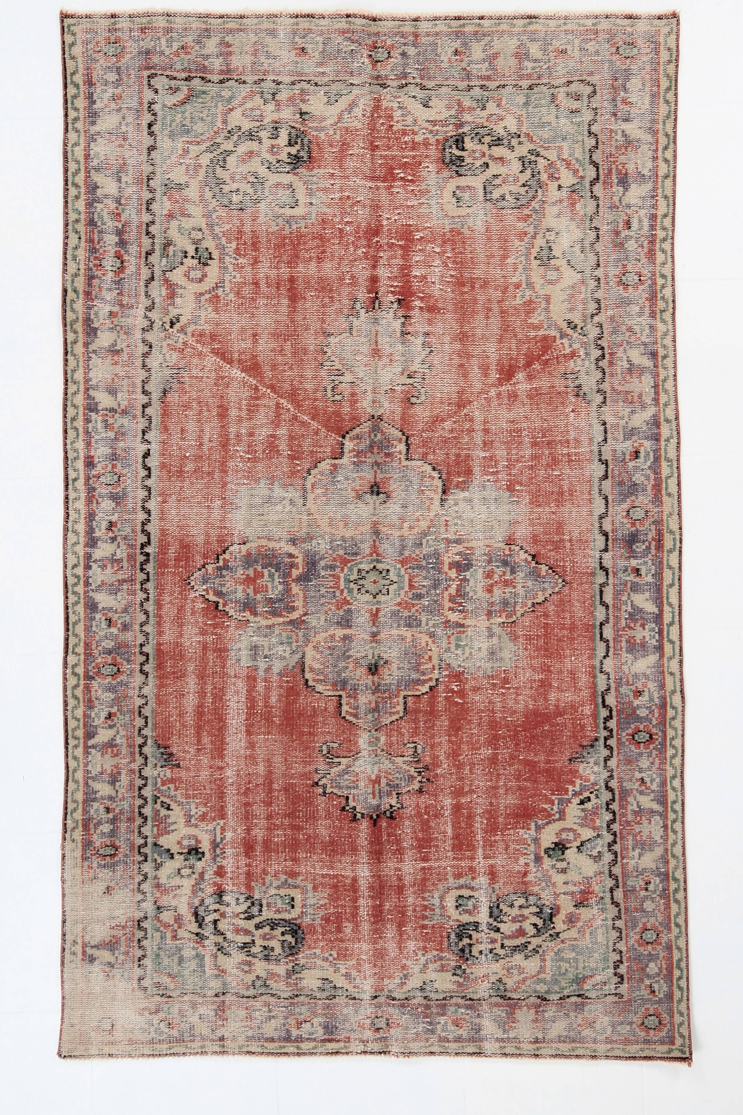 Tapis Vintage Corail Médaillon Patiné Chic, 143x235 Cm