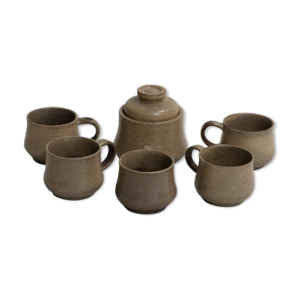 5 tasses en grès et pot à sucre