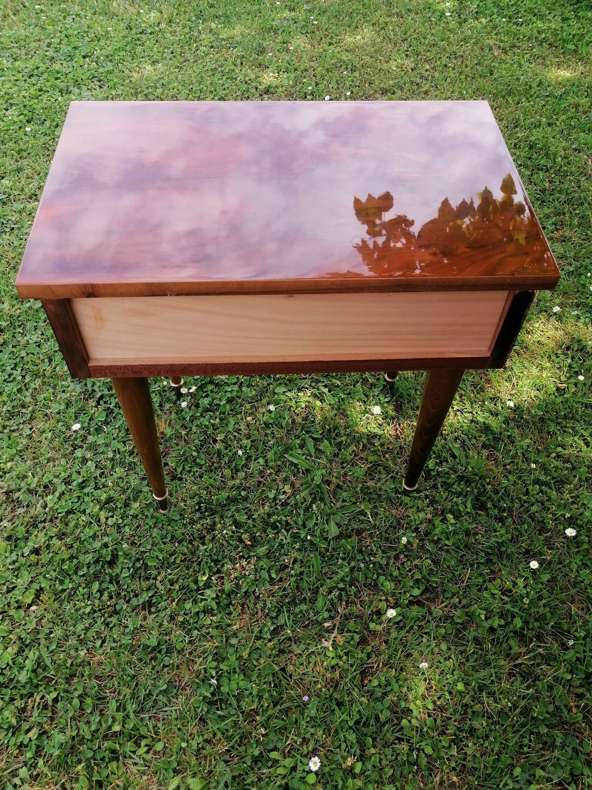 Paire de tables de chevet