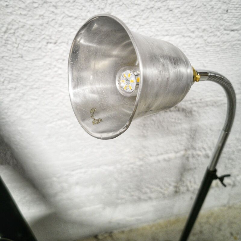 Industrial floor lamp