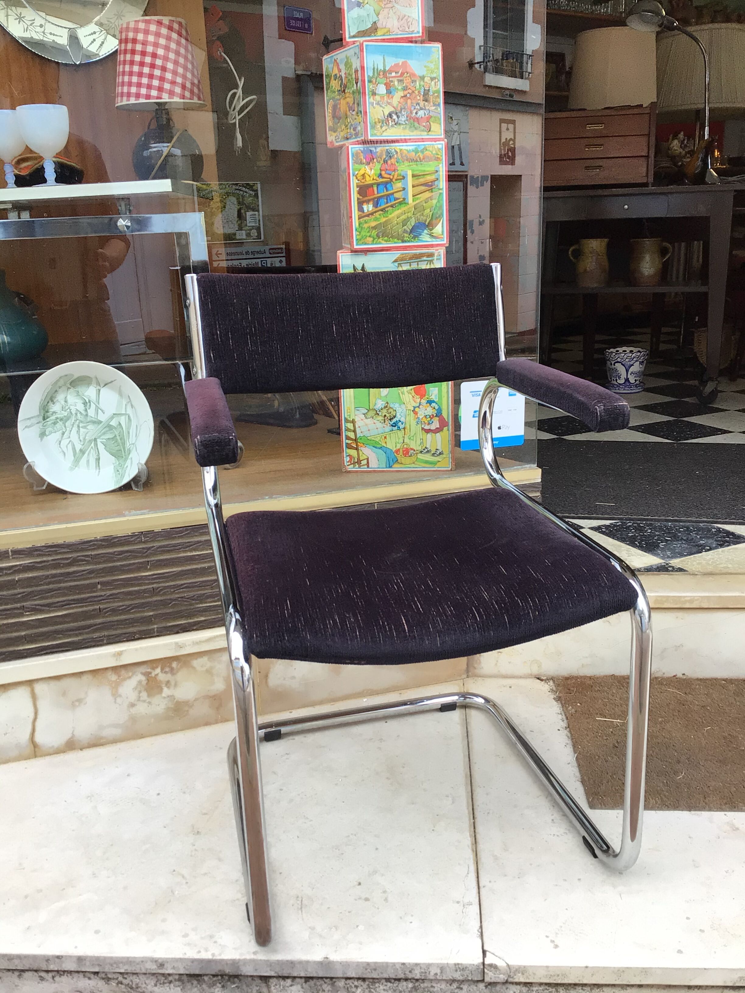 Suite of 3 chairs 70s