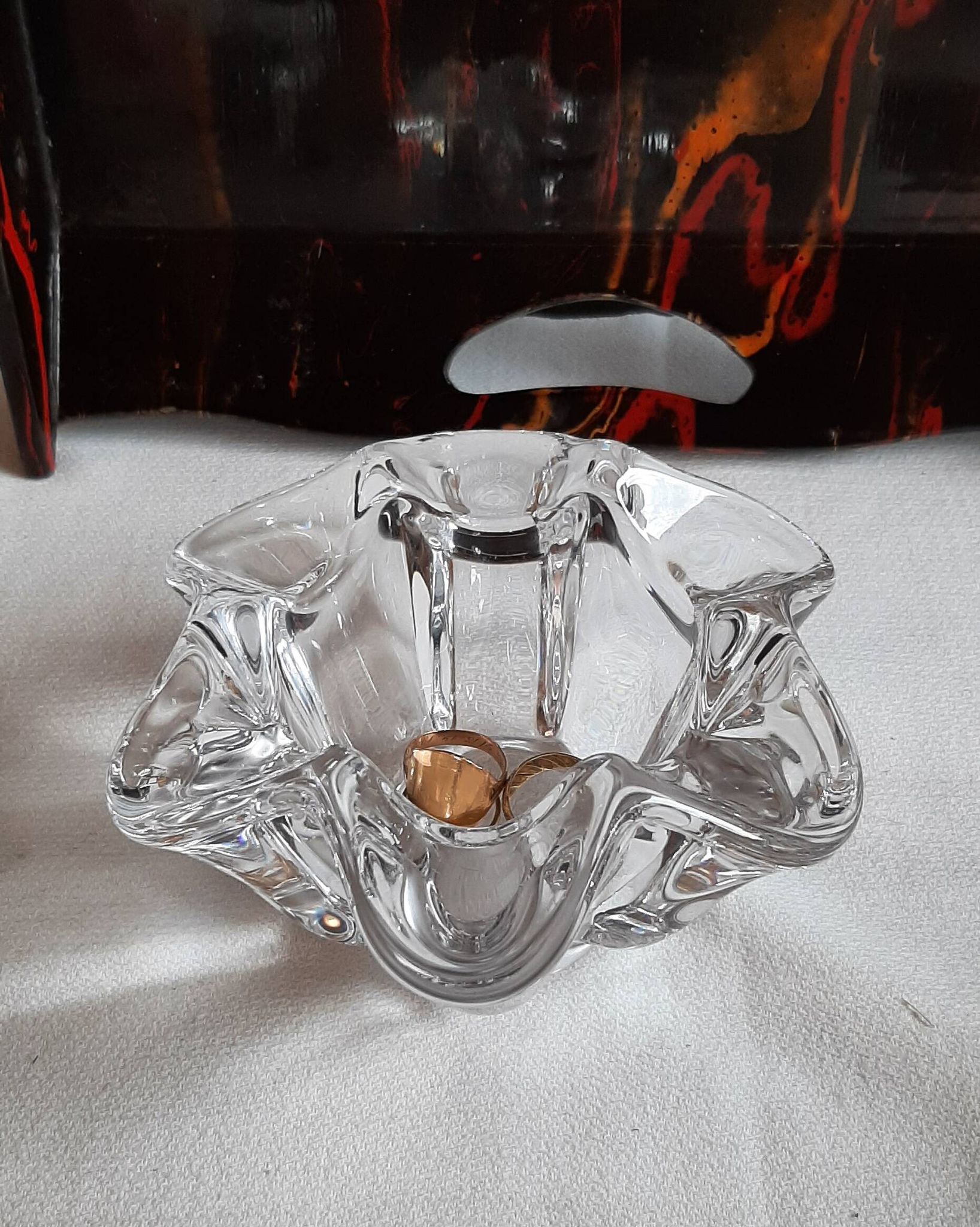 Candle holder