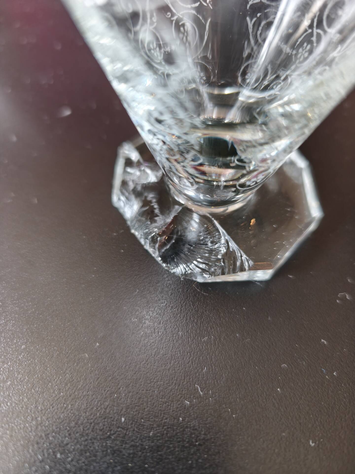 Lot de 34 magnifiques verres en cristal Baccarat