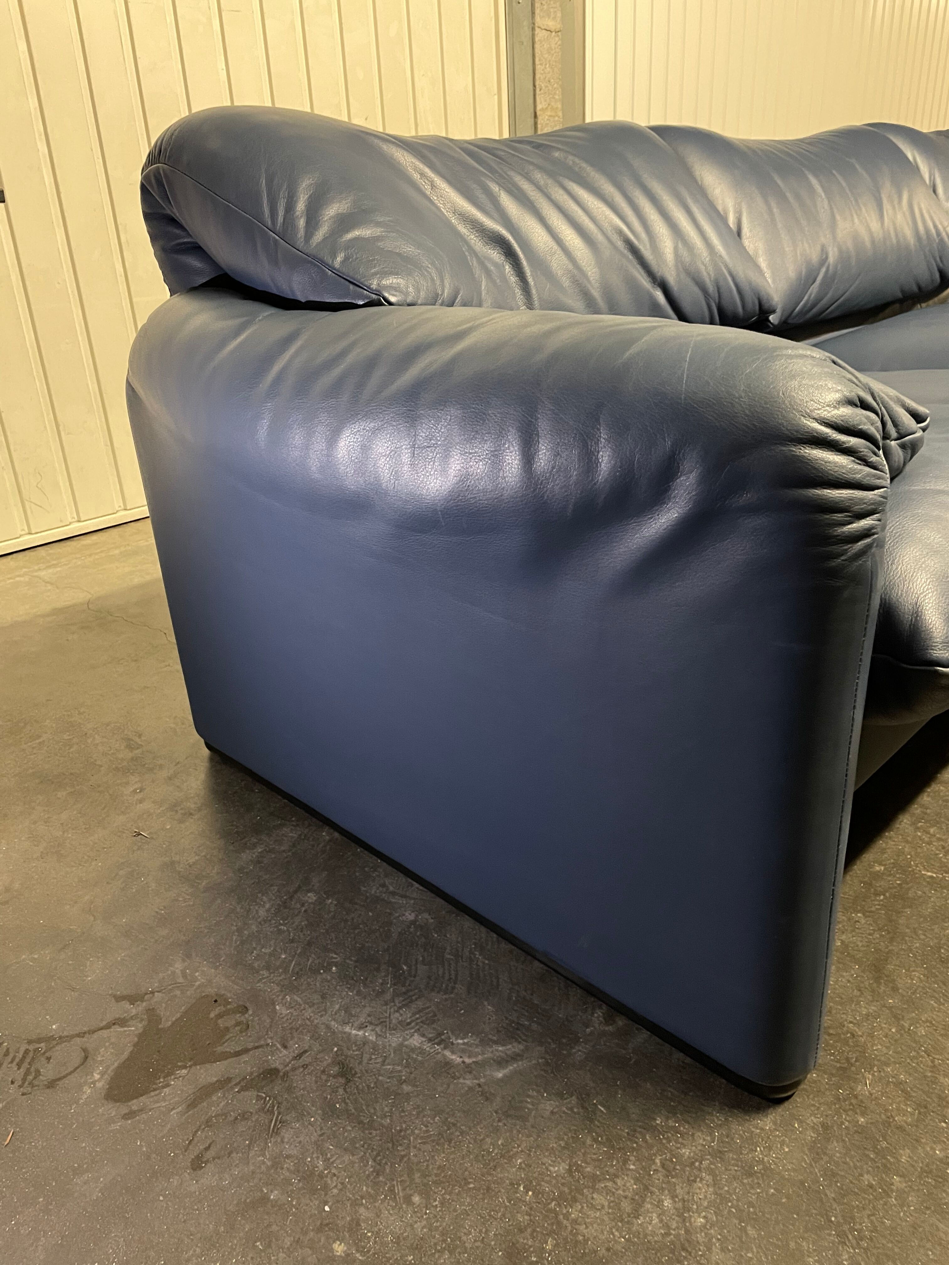 Sofa Maralunga by Vico Magisttreti for Cassina