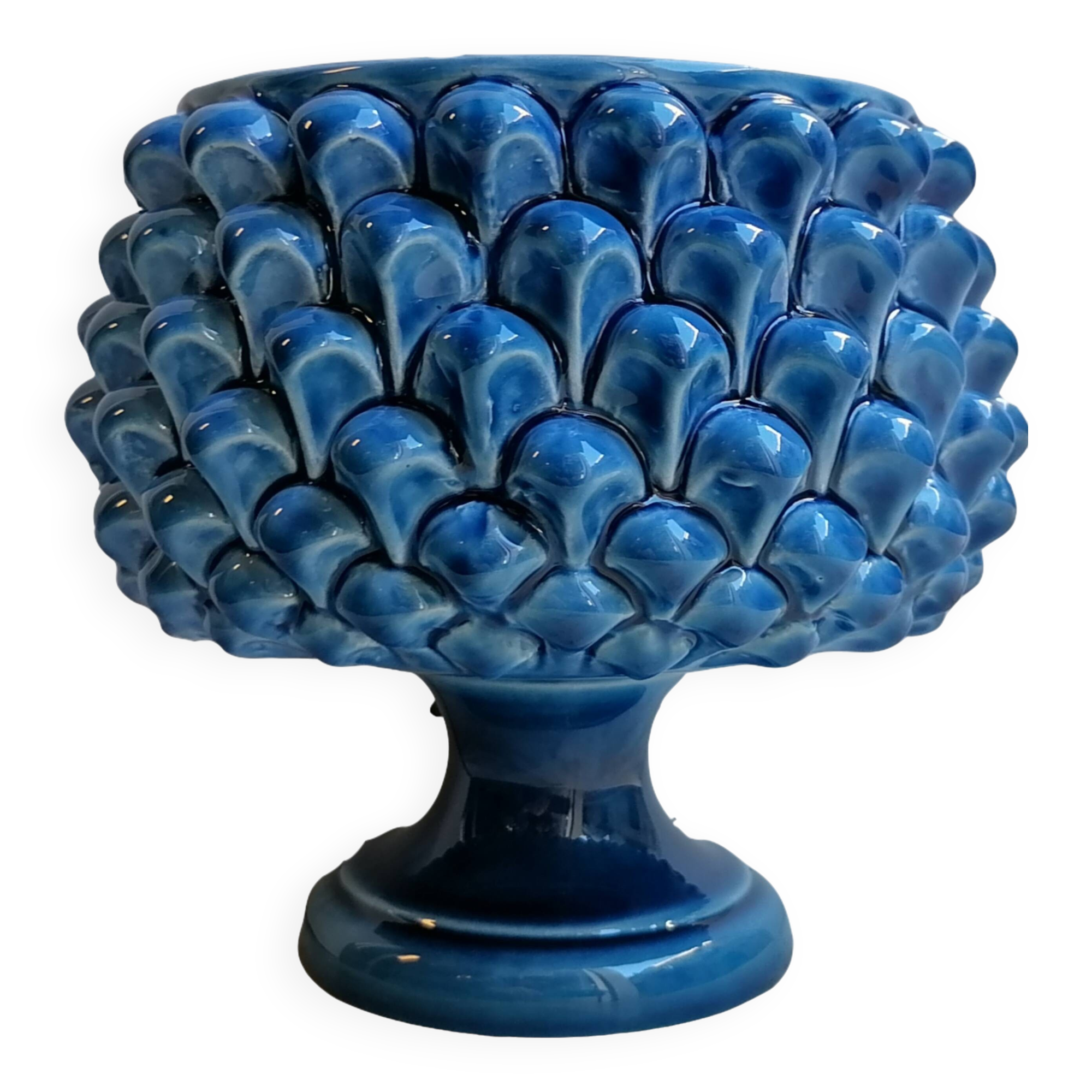 vaso a forma di pigna siciliana