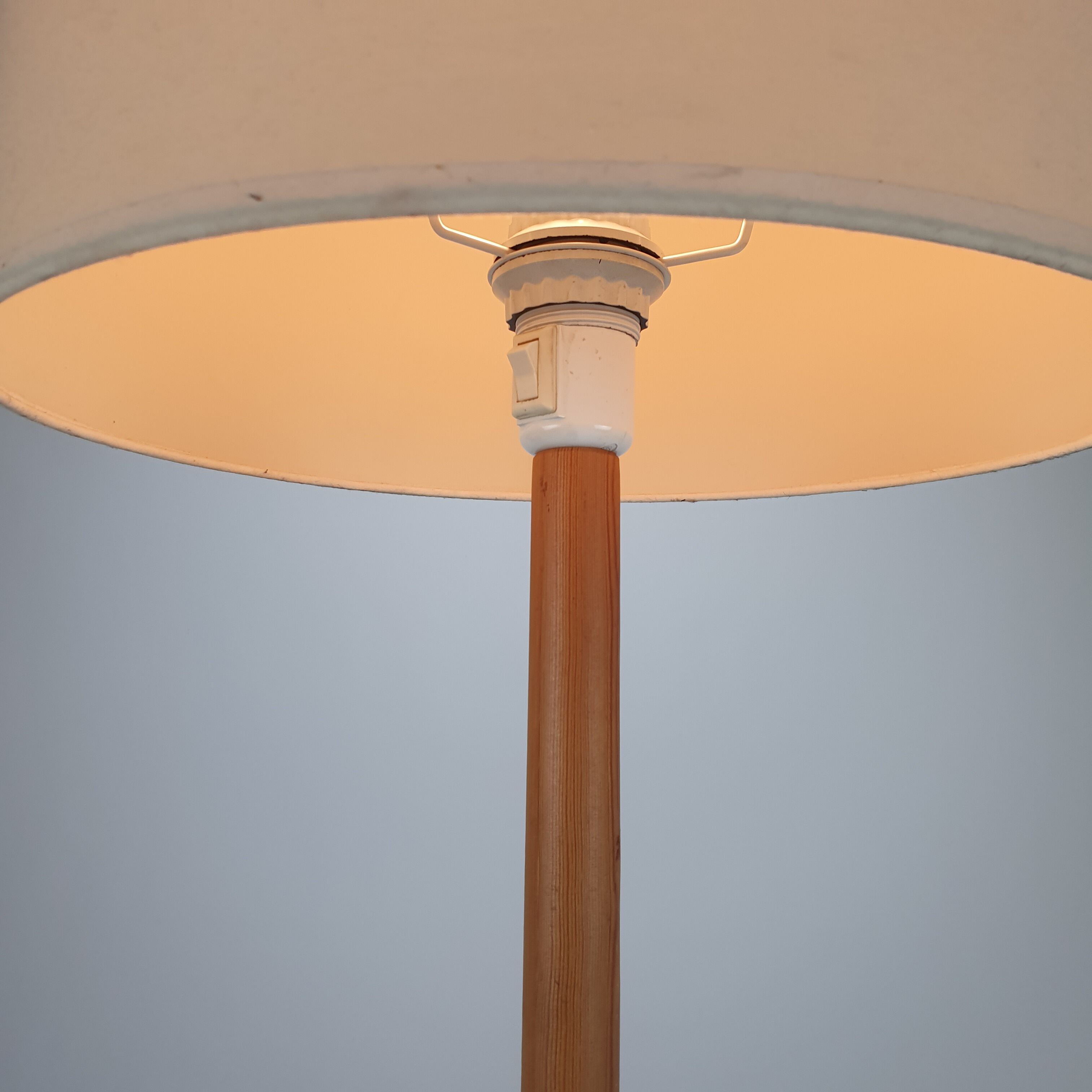Vintage Pine Floorlamp, 1970s