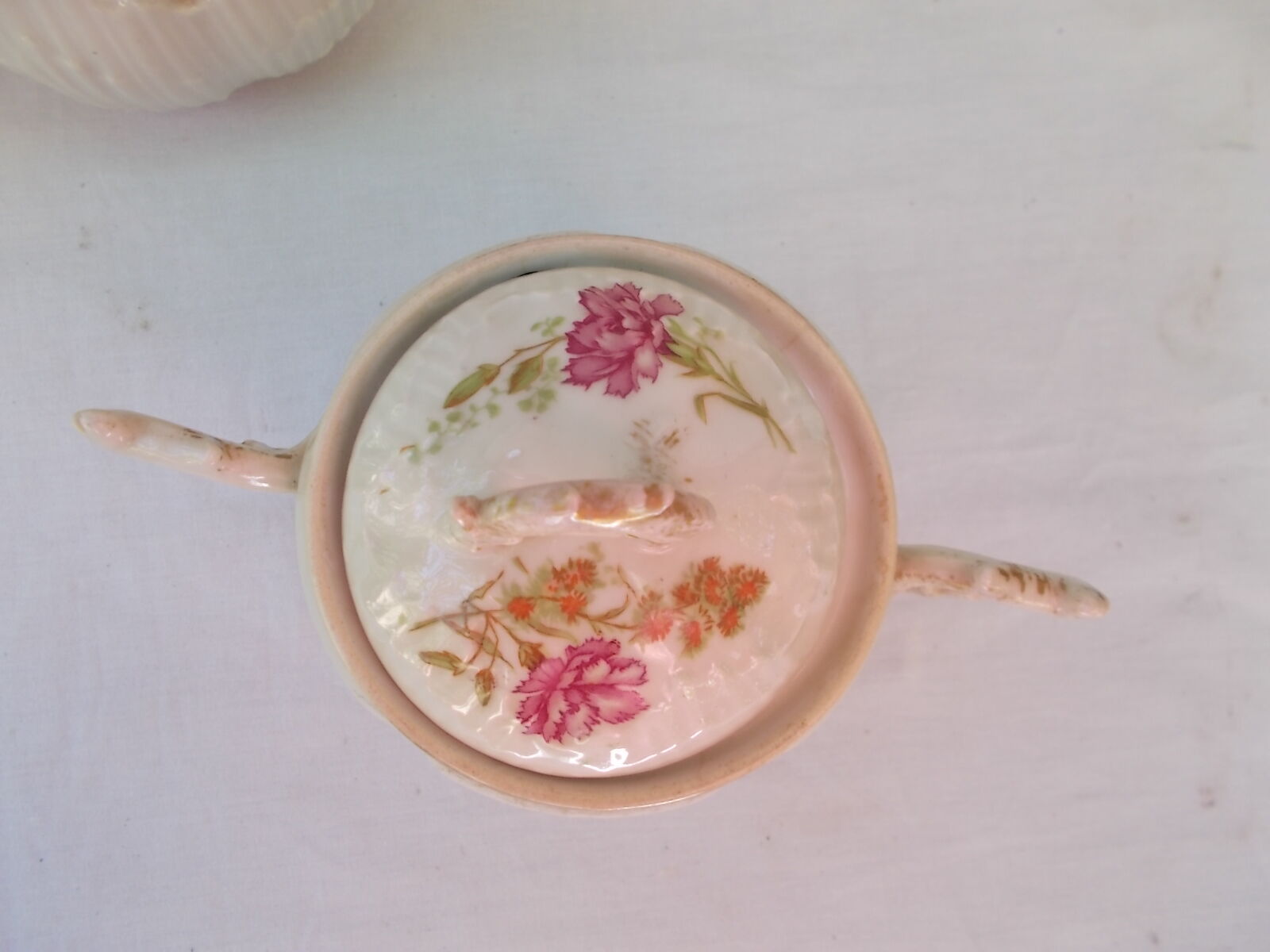 Porcelain coffee or tea service