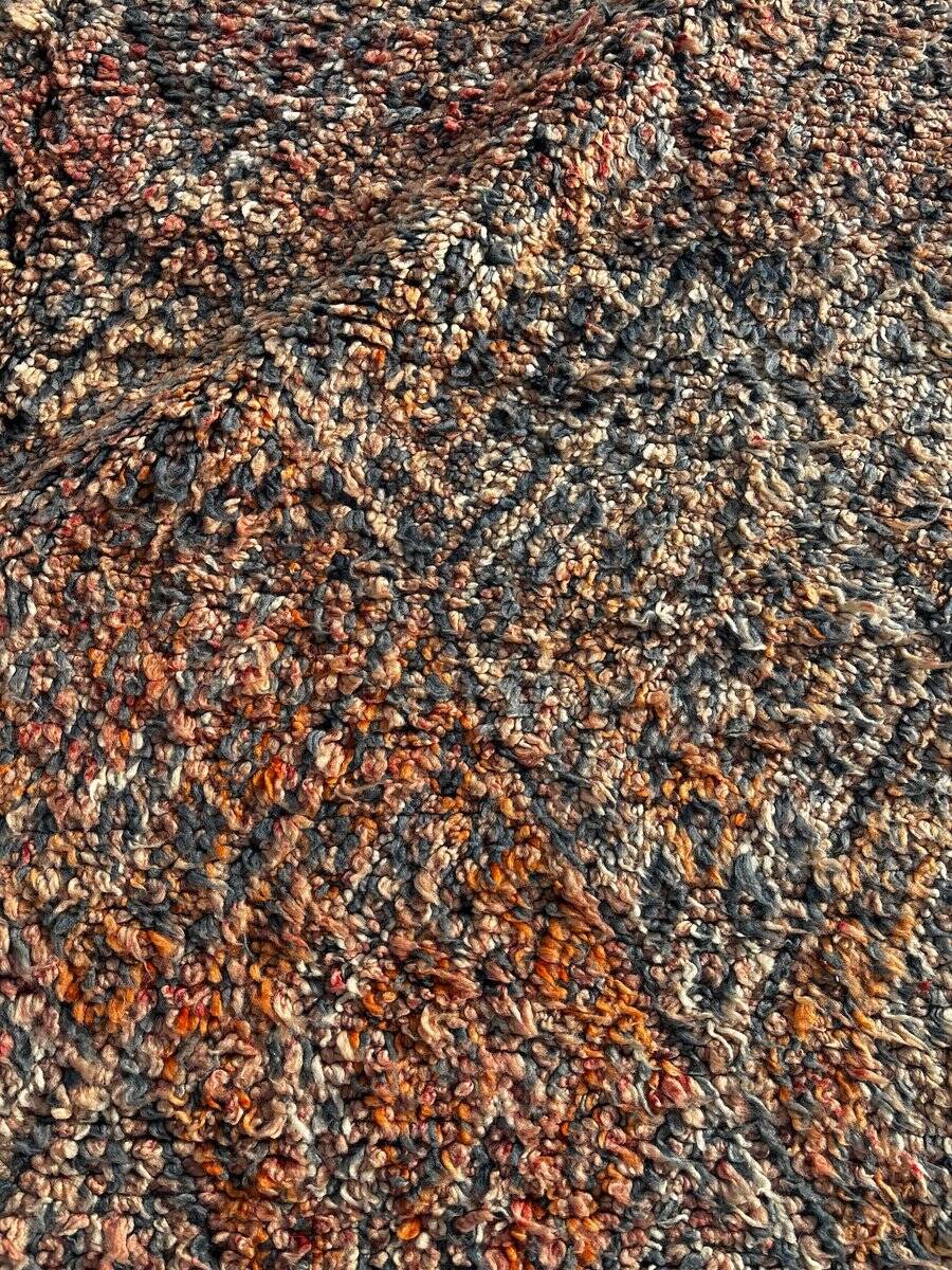 Vintage Boujad Moroccan rug in wool, Morocco, 1990.