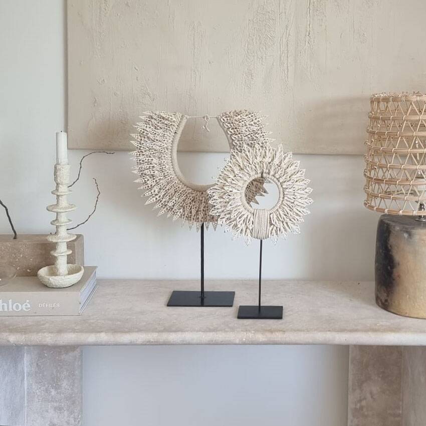 Decorative Papuan shell necklace