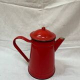 Red enameled iron coffee maker 1940