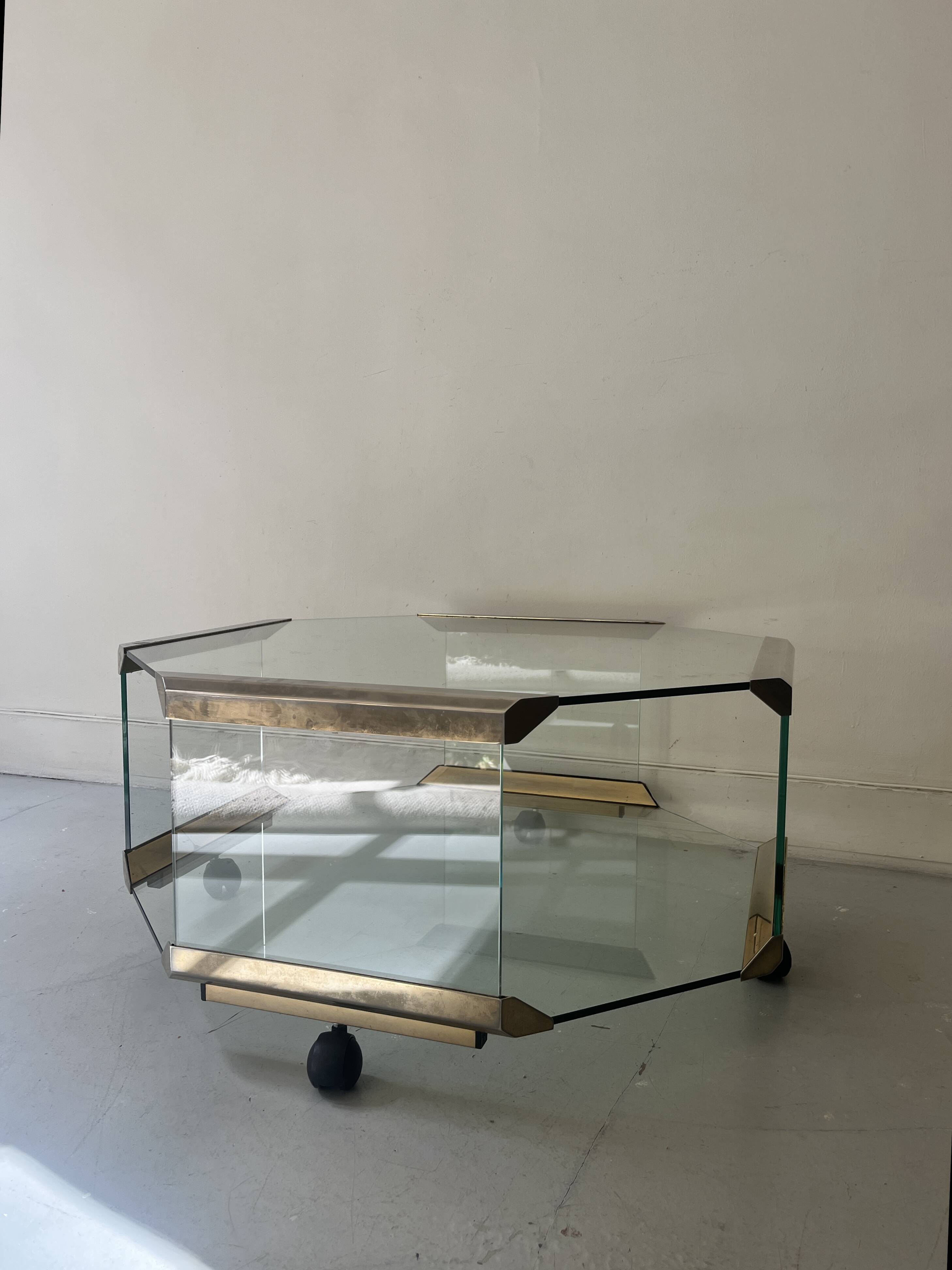 Hexagonal coffee table on wheels in glass and brass by Galloti & Radice, Italy 1970