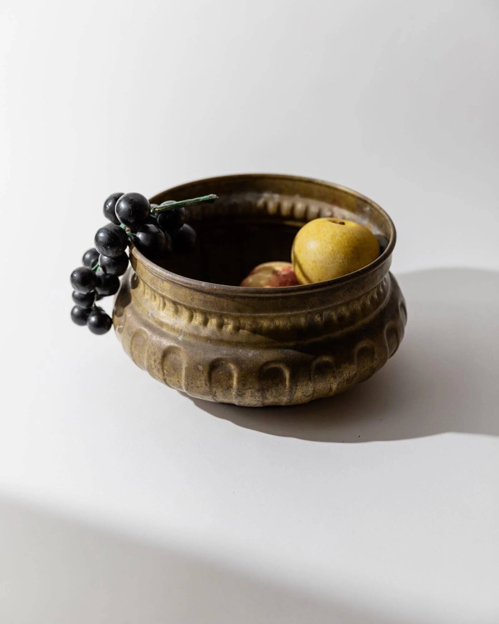 Coupe à fruits ou jardinière vintage en laiton des années 1960