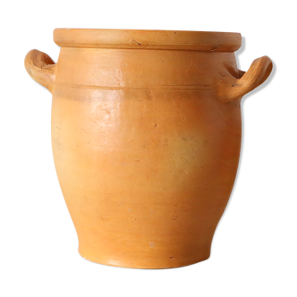 Terracotta pot, vintage