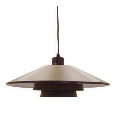 Suspension danoise avec abat-jour en métal en étages, années 1960.