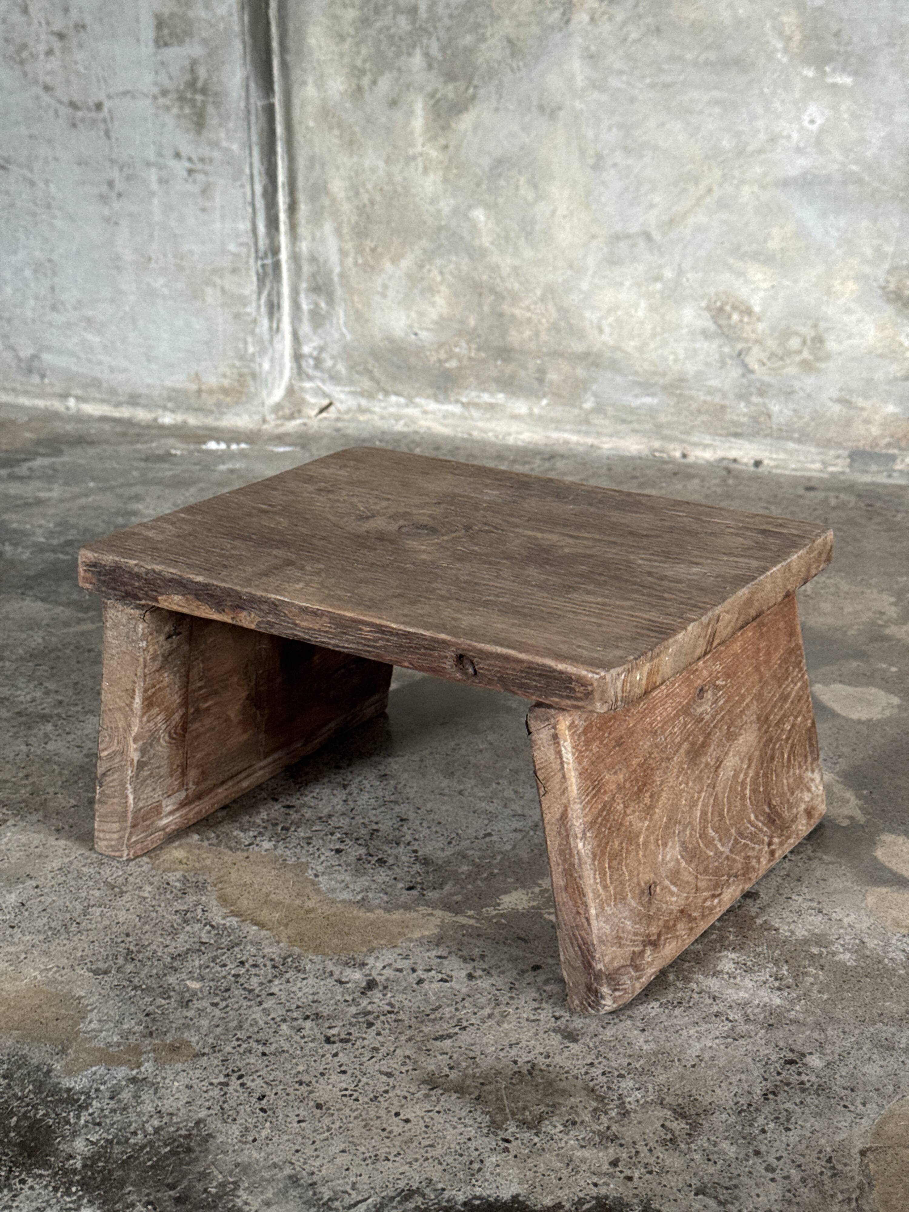 Small auxiliary stool in light antique teak (3279)