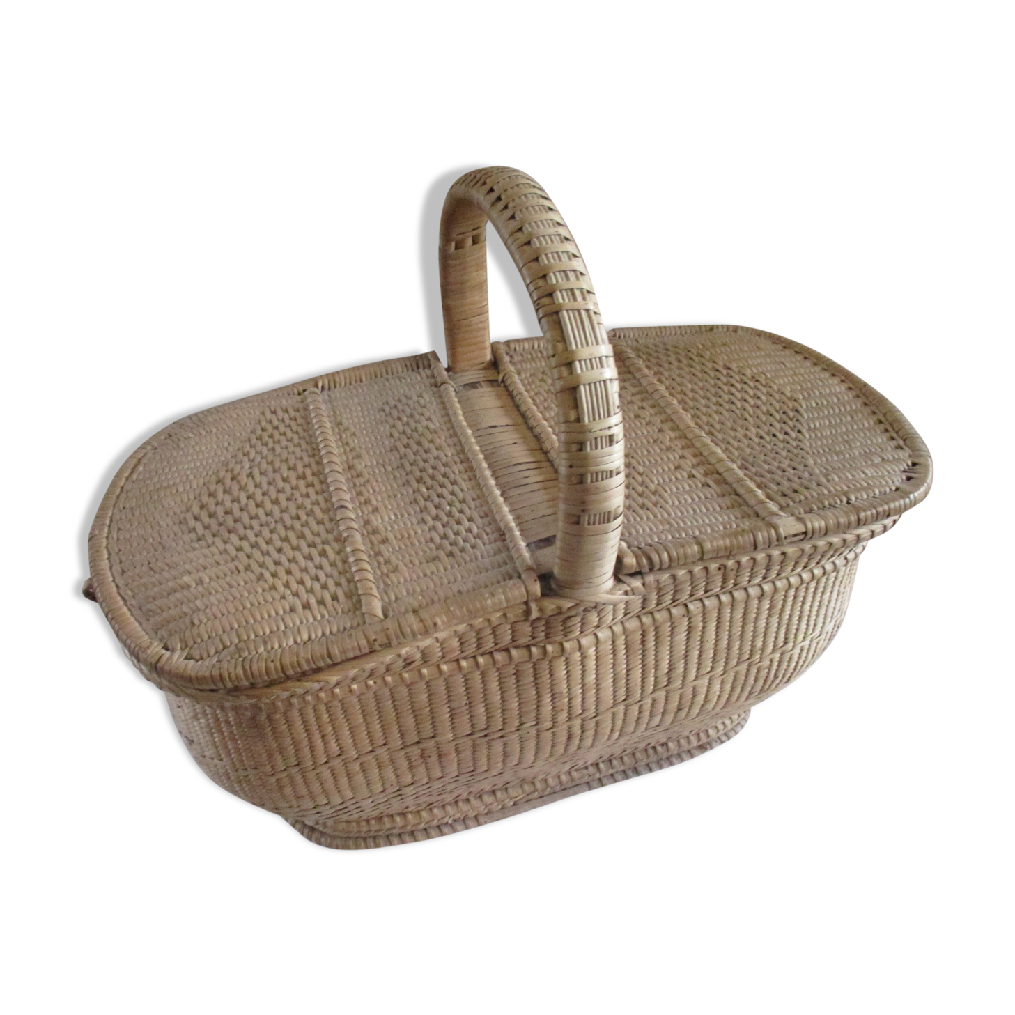 Basket wicker early 20th