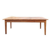 Farm table