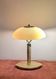 Lampe à poser vintage revisitée – Métal doré & Abat-jour opaline