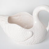 Swan pot cache