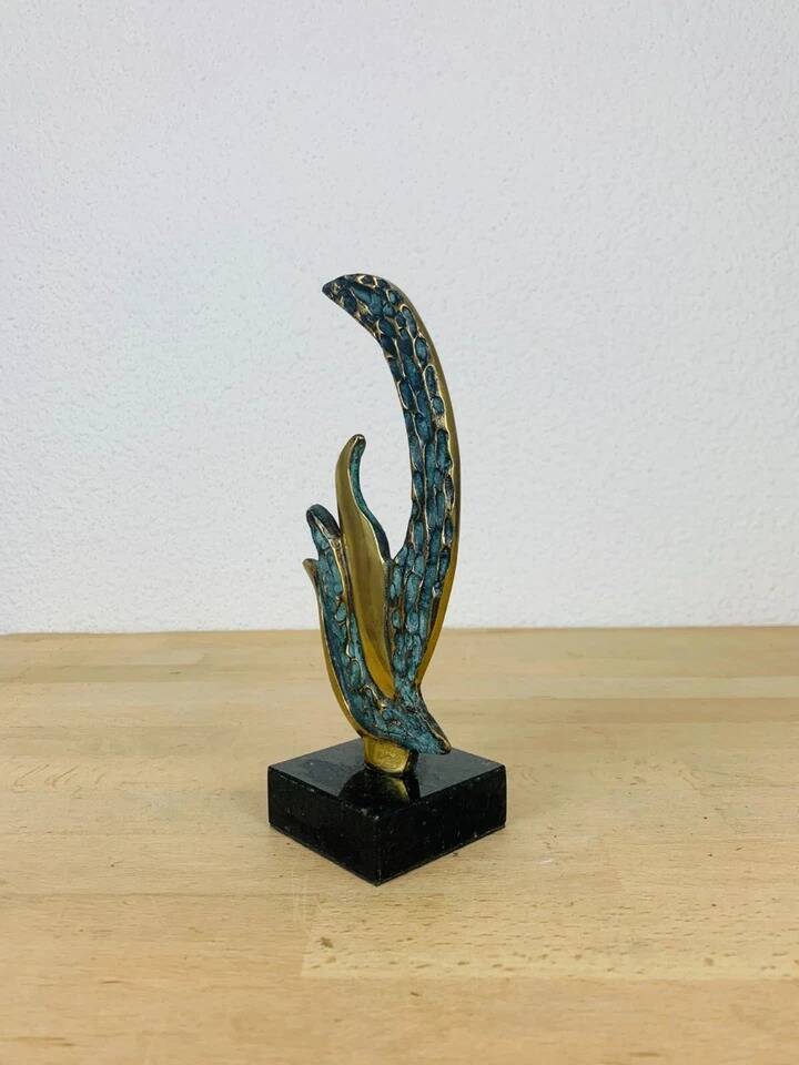 Bronze sculpture from the Signe Möbus workshop in São Paulo, Brazil.